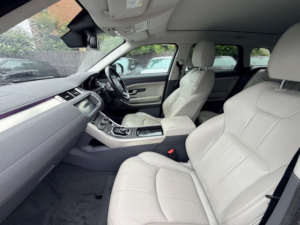 2017 Land Rover Range Rover Evoque Td4 Se Tech in White — image 2