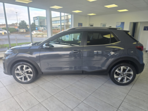 2022 Kia Stonic 1.0 T-Gdi Mhev Gt-Line in Grey — image 4