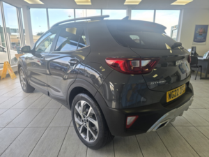 2022 Kia Stonic 1.0 T-Gdi Mhev Gt-Line in Grey — image 5