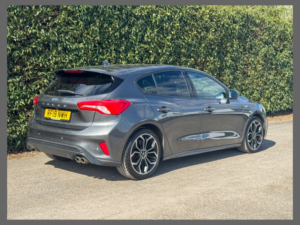 2019 Ford Focus 1.0t Ecoboost St-Line X in Grey — image 3