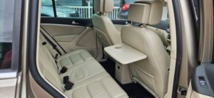 2013 Volkswagen Tiguan 2.0 Tdi Tech Match 4 Motion Automatic in Beige — image 6