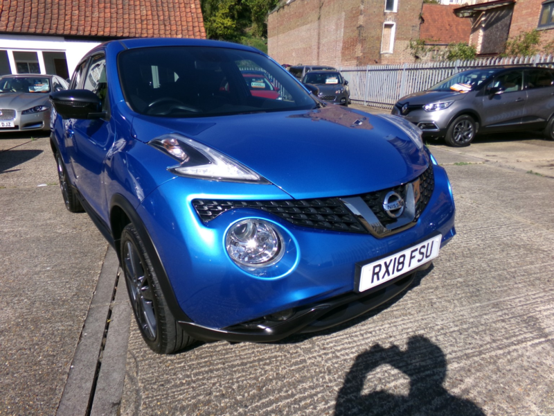 2018 Nissan Juke 1.2 Dig-T Tekna in Blue — image 1