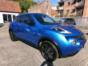 2018 Nissan Juke 1.2 Dig-T Tekna in Blue — image 2