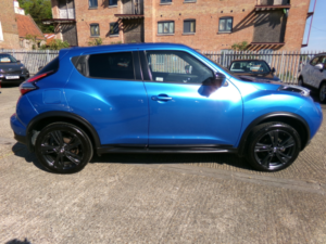 2018 Nissan Juke 1.2 Dig-T Tekna in Blue — image 3