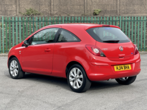2014 Vauxhall Corsa 1.4 16v Excite in Red — image 2