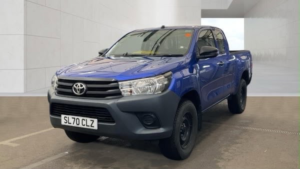 2020 Toyota Hilux 2.4 D-4d Active Extra Pickup Extended Cab 4dr Diesel Manual 4WD Euro 6 (s/s) (150 Ps) in Blue — image 4