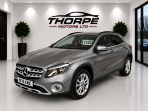 2018 Mercedes-Benz Gla 2.1 Gla200d Se in Grey — image 3