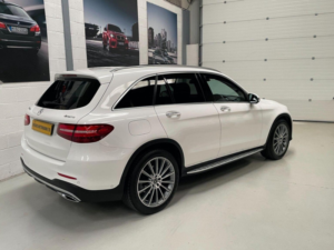 2019 Mercedes-Benz Glc 2.0 Glc250 Amg Line (premium) G-Tronic 4matic Euro 6 (s/s) 5dr in White — image 4