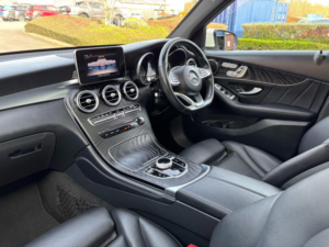 2019 Mercedes-Benz Glc 2.0 Glc250 Amg Line (premium) G-Tronic 4matic Euro 6 (s/s) 5dr in White — image 6