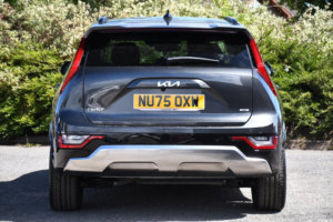 2025 Kia Niro 1.6h Gdi Evolve SUV 5dr Petrol Hybrid Dct Euro 6 (s/s) (136 Bhp) in Grey — image 6
