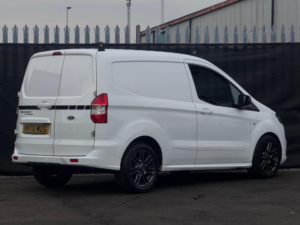 2020 Ford Transit Courier 1.5 Tdci Sport L1 Euro 6 5dr in White — image 6