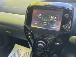 2017 Citroen C1 1.2 Puretech Flair in White — image 4