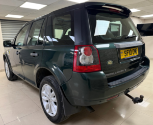 2010 Land Rover Freelander 2 2.2 Td4e Hse SUV 5dr Diesel Manual 4WD Euro 4 (s/s) (160 Ps) in Green — image 3