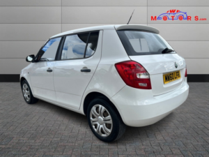 2011 Skoda Fabia 1.2 S in White — image 5