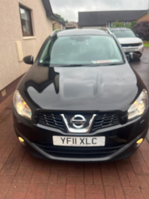 2011 Nissan Qashqai+2 1.5 Dci Tekna 2WD Euro 5 5dr in Black — image 6