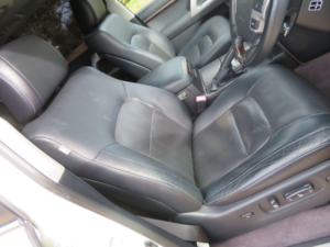 2014 Toyota Land Cruiser 4.6 V8 Zx in White — image 3