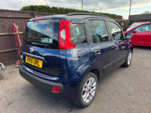 2015 Fiat Panda 1.2 Lounge Euro 6 5dr in Blue — image 2