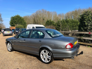 2005 Jaguar X-Type 2.5 V6 Sport Premium (awd) 4dr in Grey — image 5