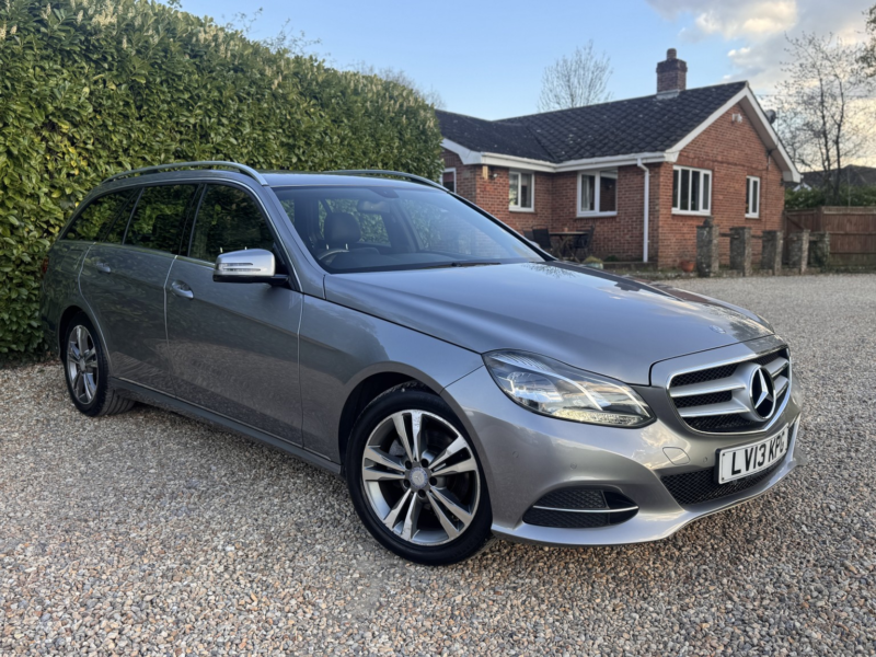 2013 Mercedes-Benz E Class 2.1 E220 Cdi Se in Silver — image 1