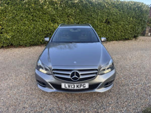 2013 Mercedes-Benz E Class 2.1 E220 Cdi Se in Silver — image 4