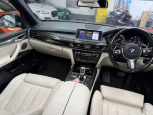 2017 BMW X5 3.0 X5 Xdrive40d M Sport in Black — image 2