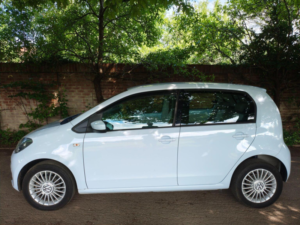 2013 Volkswagen Up! 1.0 High Up! Asg Euro 5 5dr in Blue — image 5