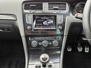 2013 Volkswagen Golf 2.0 Tdi Bluemotion Tech Gtd Euro 6 (s/s) 5dr in White — image 3