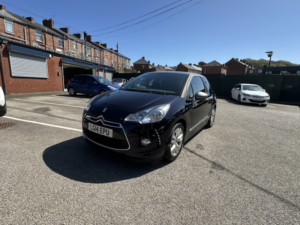 2014 Citroen Ds3 1.6 Vti Dstyle in Blue — image 3