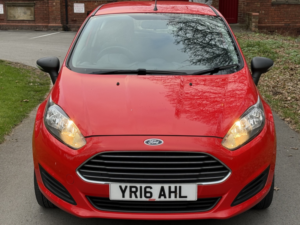 2016 Ford Fiesta 1.3 Studio in Red — image 6