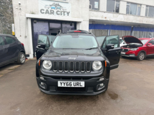 2016 Jeep Renegade 1.4t Multiairii Longitude Ddct Euro 6 (s/s) 5dr in Black — image 6