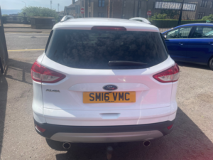 2016 Ford Kuga 2.0 Tdci Titanium SUV 5dr Diesel Manual 2WD Euro 6 (s/s) (150 Ps) in White — image 5