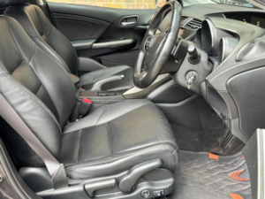 2017 Honda Civic 1.8 I-Vtec Sr Tourer Auto Euro 6 5dr in Bronze — image 3