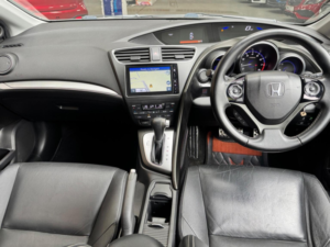 2017 Honda Civic 1.8 I-Vtec Sr Tourer Auto Euro 6 5dr in Bronze — image 4