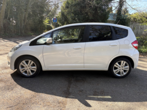2014 Honda Jazz 1.4 I-Vtec Ex in White — image 5