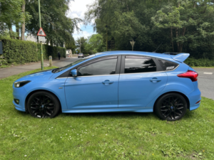 2015 Ford Focus 1.5 T Ecoboost Zetec S in Blue — image 5