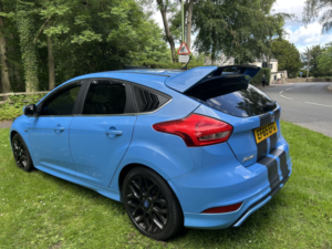 2015 Ford Focus 1.5 T Ecoboost Zetec S in Blue — image 6