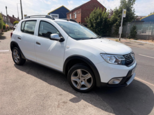 2017 Dacia Sandero Stepway 1.5 Dci Ambiance Euro 6 (s/s) 5dr in White — image 3