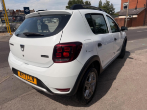 2017 Dacia Sandero Stepway 1.5 Dci Ambiance Euro 6 (s/s) 5dr in White — image 6