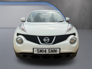 2014 Nissan Juke 1.6 Visia in White — image 2