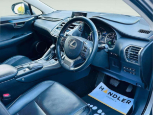 2015 Lexus Nx 2.5 300h Premier E-CVT 4WD Euro 6 (s/s) 5dr in Silver — image 6