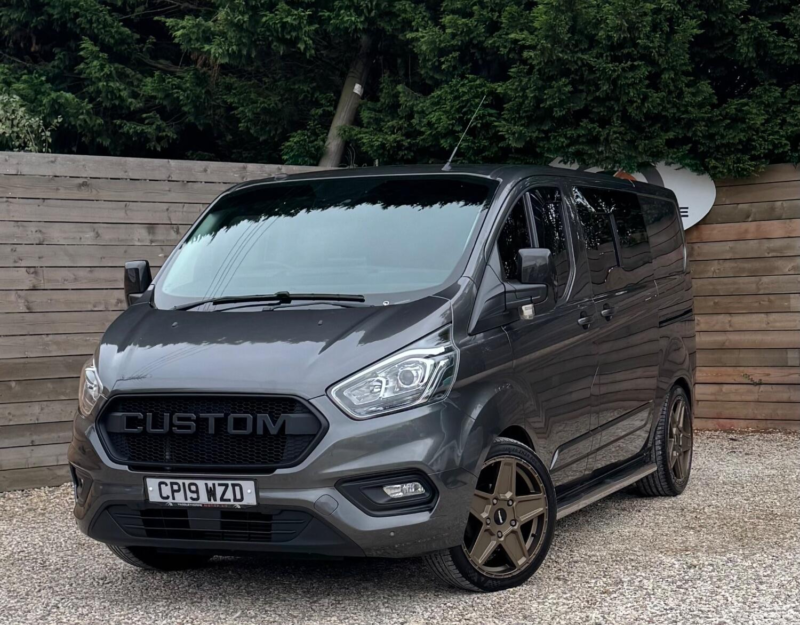 2019 Ford Transit Custom 2.0 300 Ecoblue Limited in Grey — image 1