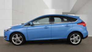 2017 Ford Focus 1.0 T Ecoboost Zetec in Blue — image 6