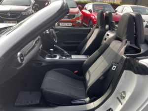2018 Fiat 124 Spider 1.4 124 Spider 1.4 Multiair Turbo 140hp Classica in White — image 4