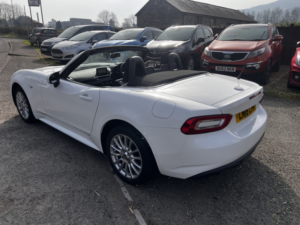 2018 Fiat 124 Spider 1.4 124 Spider 1.4 Multiair Turbo 140hp Classica in White — image 6
