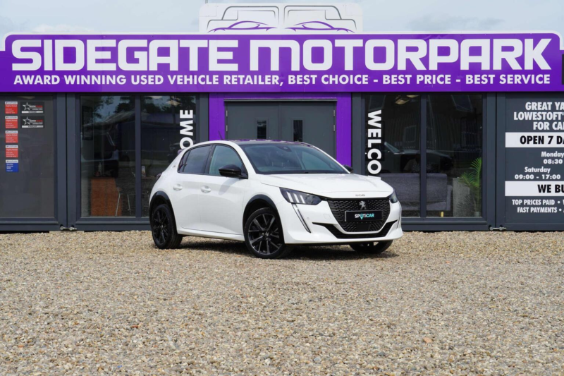 2023 Peugeot 208 1.2 Puretech Gt Eat Euro 6 (s/s) 5dr in White — image 1