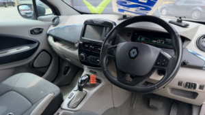 2013 Renault Zoe 22kwh Dynamique Intens Electric Automatic Black 5dr Low Tax+satnav+cruise in Black — image 5