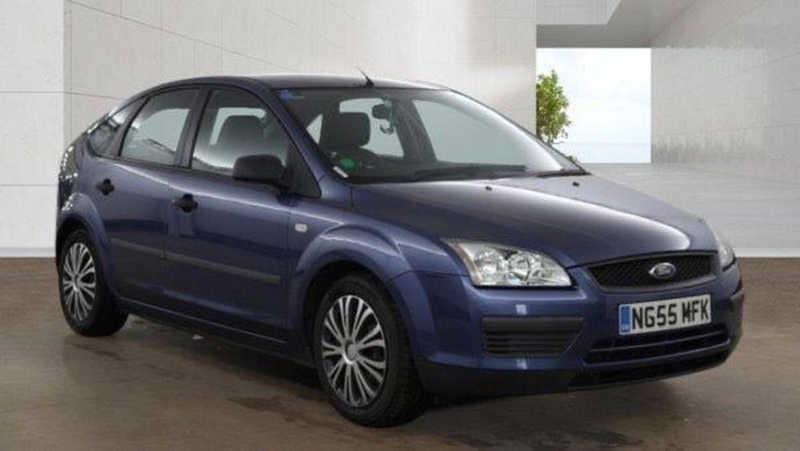 2006 Ford Focus 1.6 Lx 5dr in Blue — image 1