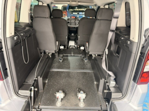 2018 Peugeot Partner 1.6 in Grey — image 4