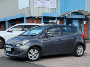 2011 Hyundai Ix20 1.6 Active Auto Euro 5 5dr in Grey — image 2