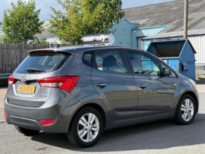 2011 Hyundai Ix20 1.6 Active Auto Euro 5 5dr in Grey — image 5